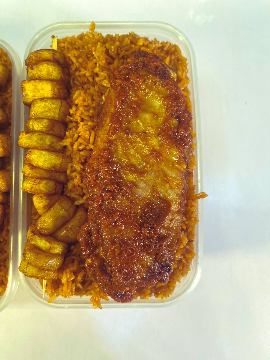 tastycorridors's tweet photo. Sunday is not complete without Jollof😍
 
Get that smoky flavor on your plate today — free delivery in Lagos! 

Order now 🚀 

#Jollof #TastyCorridors https://t.co/4VKijw0tnC