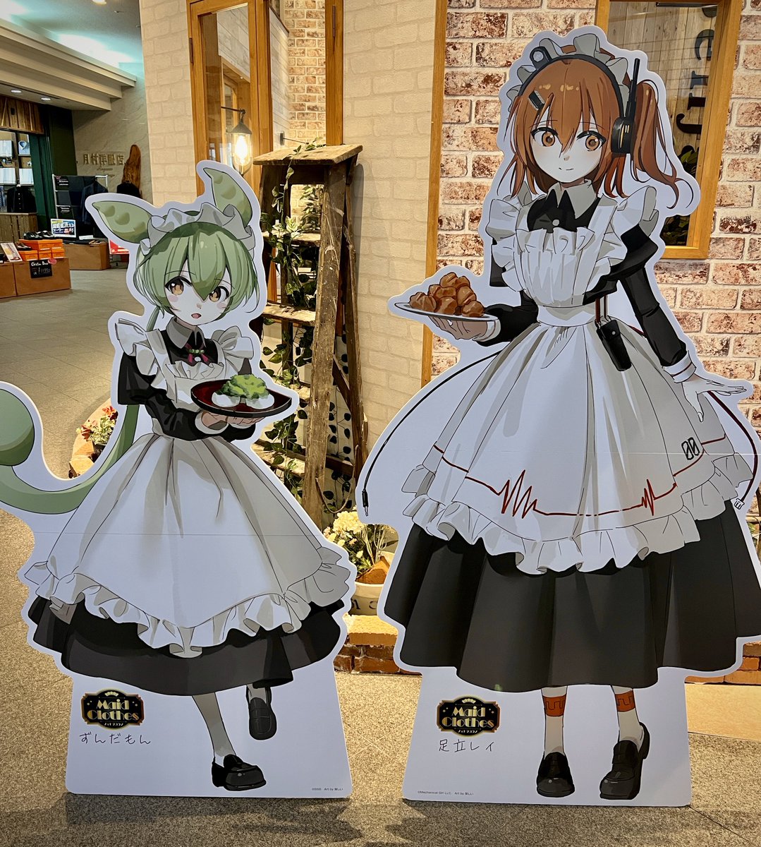 けいはんなプラザの等身大足立レイパネル、かなり実物大で168cmプラス靴の高さ感あるので、ずんだもんの小ささが際立ってとても良い