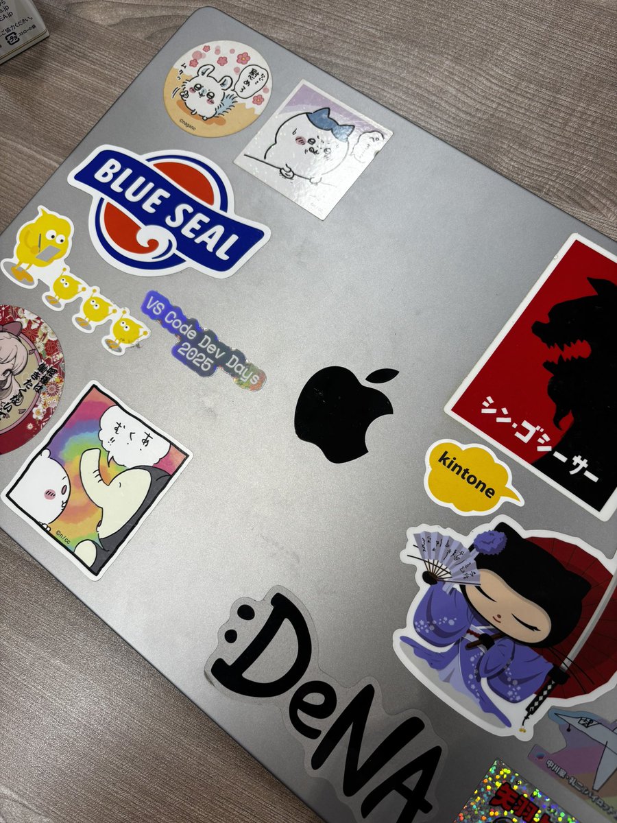 Shitimi_613's tweet image. いただいた VSCode Dev Days ステッカーをデプロイ #vscodejp #GitHubDockyard