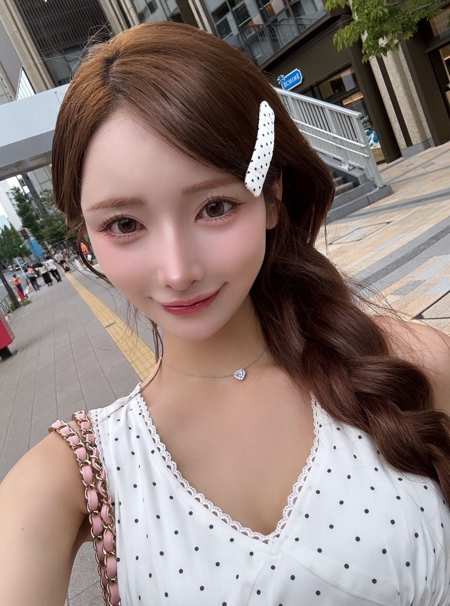 mamimania__'s tweet photo. 銀座バウムで鼻フルして1年が経ったよ👃🏻✨
アップノーズじゃない所、鼻先が細く尖ってない所がお気に入り🤍ソ先生に感謝！！ https://t.co/Fjf04D297a