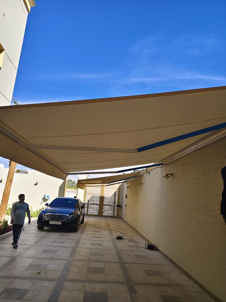 مظلات كهربائية متحركة بتصميم عصري وجودة عالية  
✔ تحكم عن بُعد  
✔ مقاومة للعوامل الجوية  
✔ مثالية للفلل والمواقف

📍 تنفيذ في الرياض – احترافية ودقة في العمل  
📞  wa.me/966534738180 
#مظلات_كهربائية #مظلات_سيارات_متحركة #مظلات_فخمة #الرياض #مظلات_حديثة #تركيب_مظلات