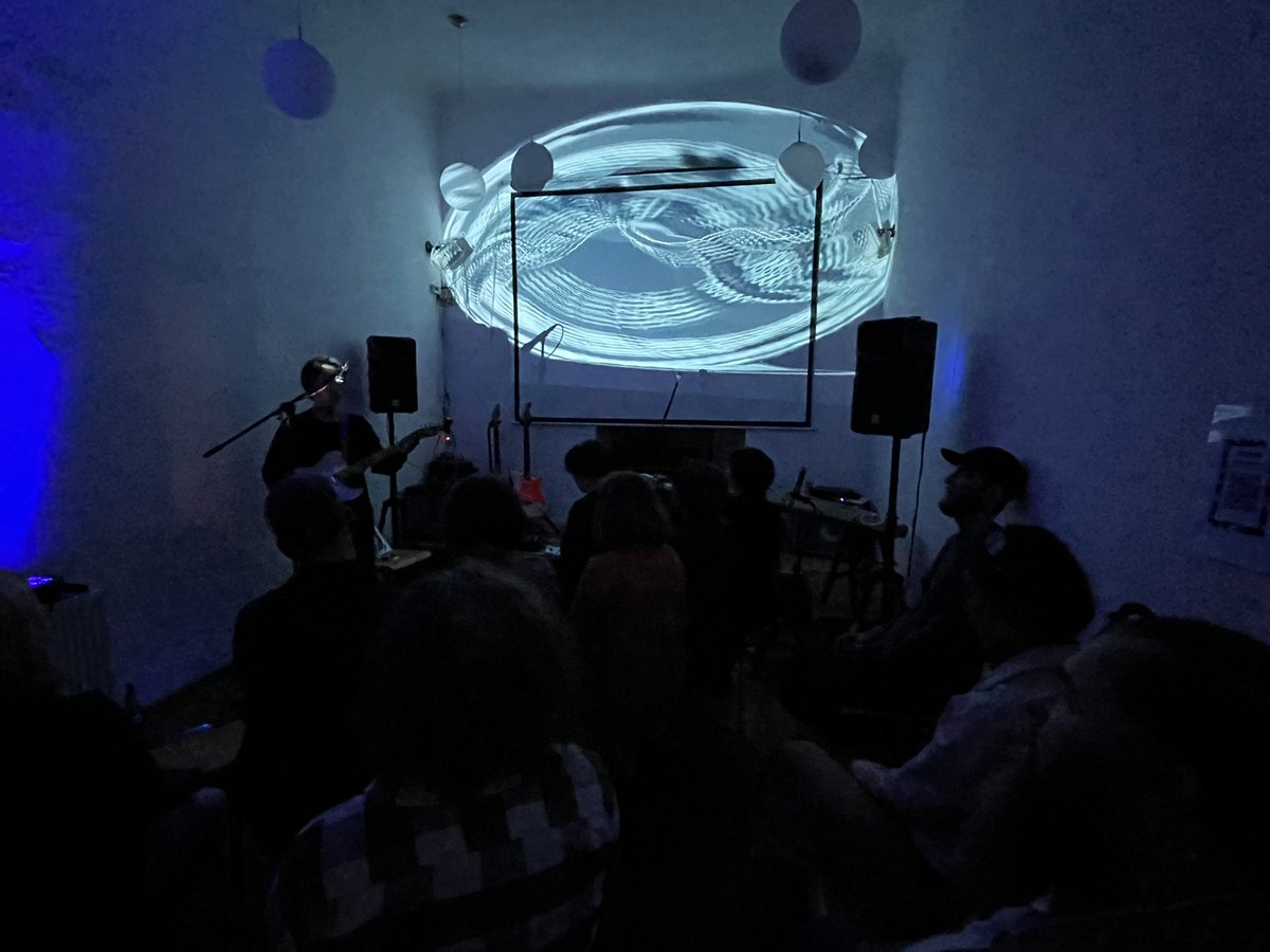 Projektraum PremArts（Berlin）
皆様、温かく迎えてくれてありがとう！！