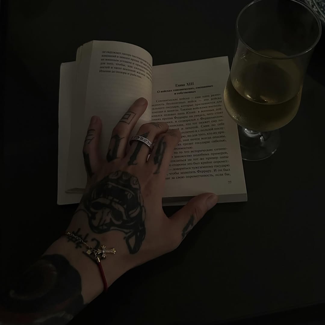 blackndwrite's tweet image. 