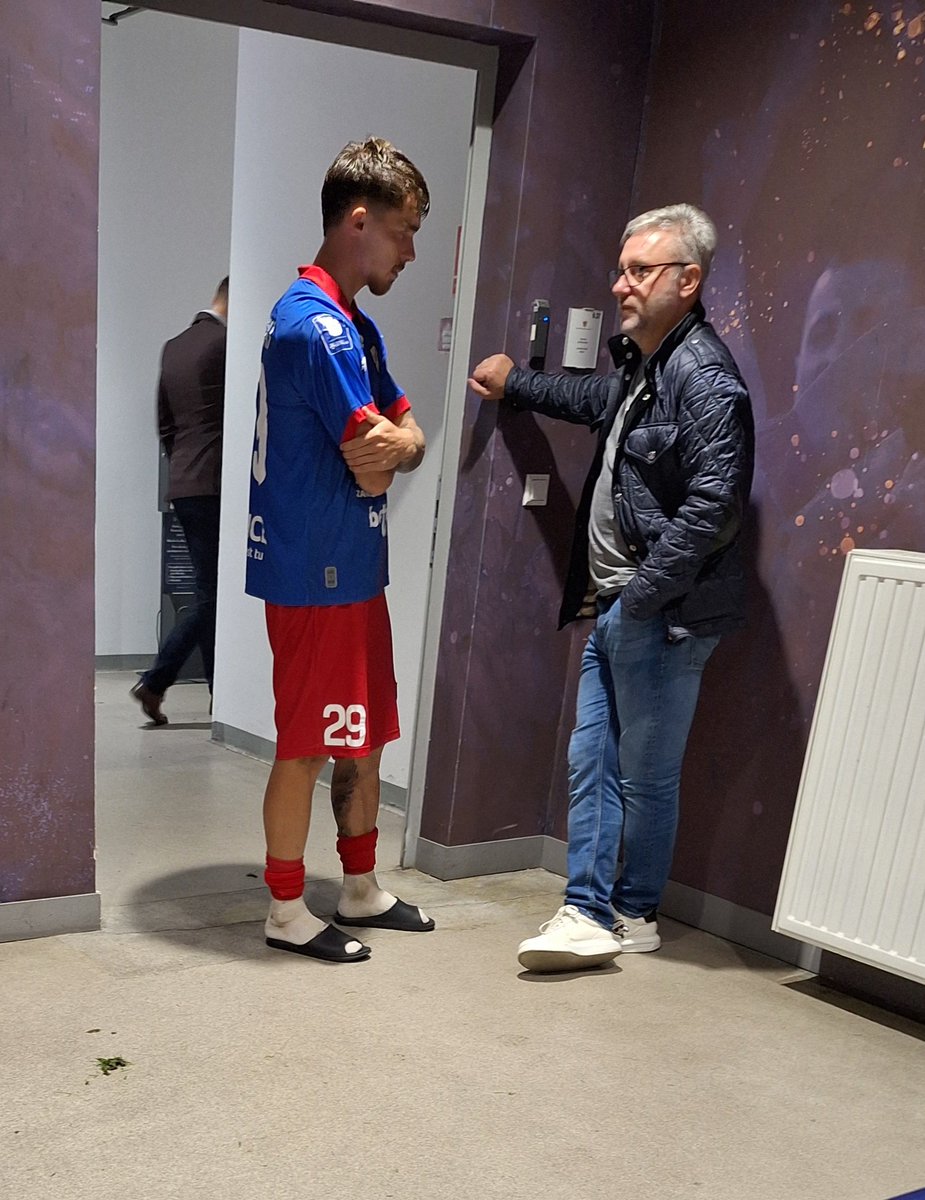 Krzysztof Brommer tweet media