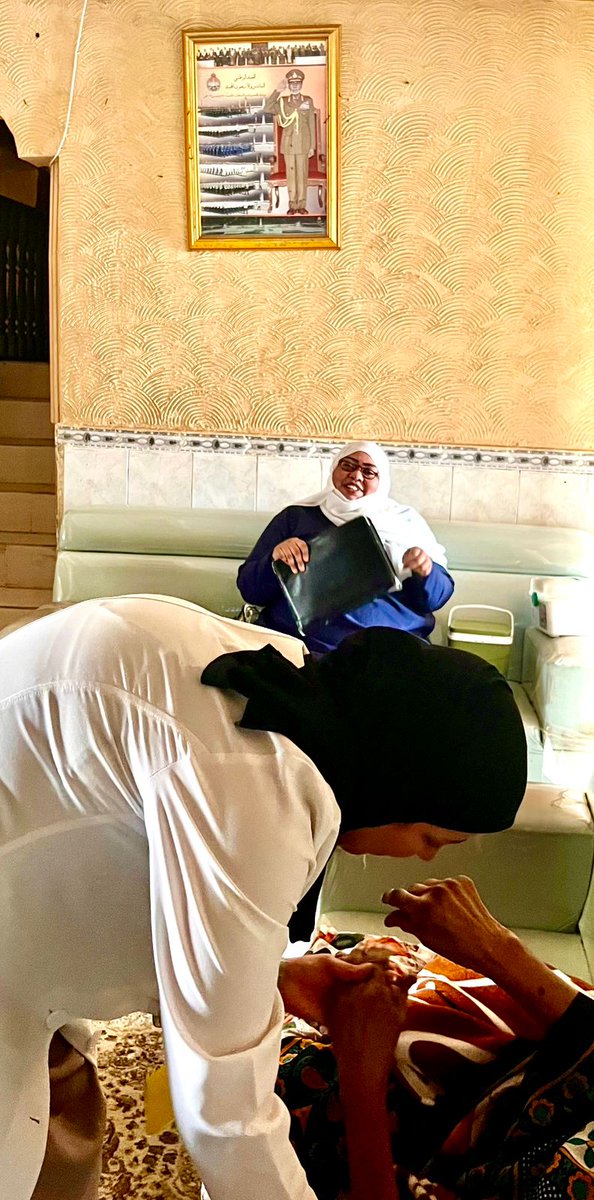 مبادرة تعنى بالوصول إلى كبار السن في المنازل  لتقييم الحالة النفسية لكبار السن، وتقديم الدعم والإرشاد اللازم لهم ولذويهم. حيث تقوم  د/ هدى القطيبي طبيبة الأمراض النفسية لكبار السن بدائرة الرعاية الصحية الأولية ، برفقة ممرضة خدمة صحة المجتمع بزيارة ميدانية إلى ولاية طاقة، ضمن جهود