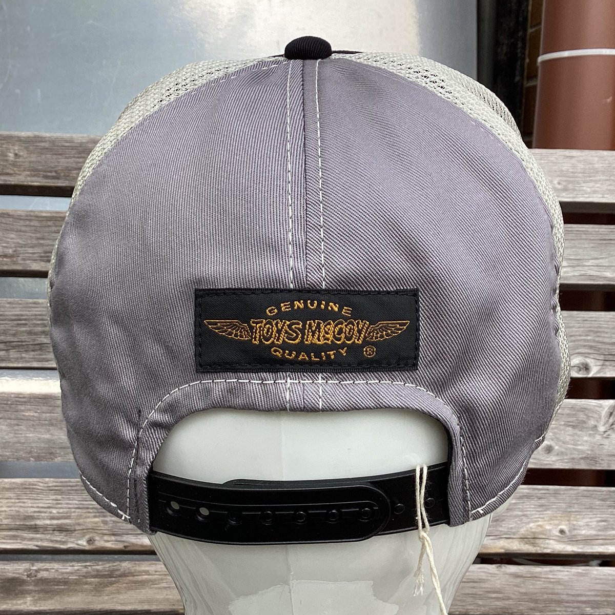 porkys_jeans's tweet photo. 入荷情報！
TOYS McCOY「Mesh Cap Felix the Cat “Beck”」¥14300
Black/Gray

#porkys #ポーキーズ
#kyoto #京都
#アメカジ #円町
#toysmccoy #トイズマッコイ
#meshcap #メッシュキャップ https://t.co/DY9Q97ZIPi