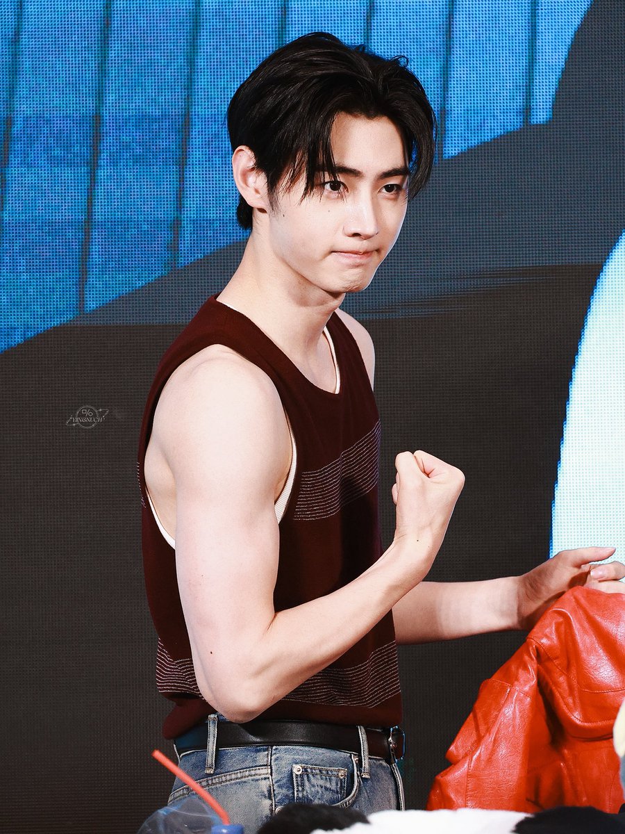 WTF PARK SUNGHOON?!?!!