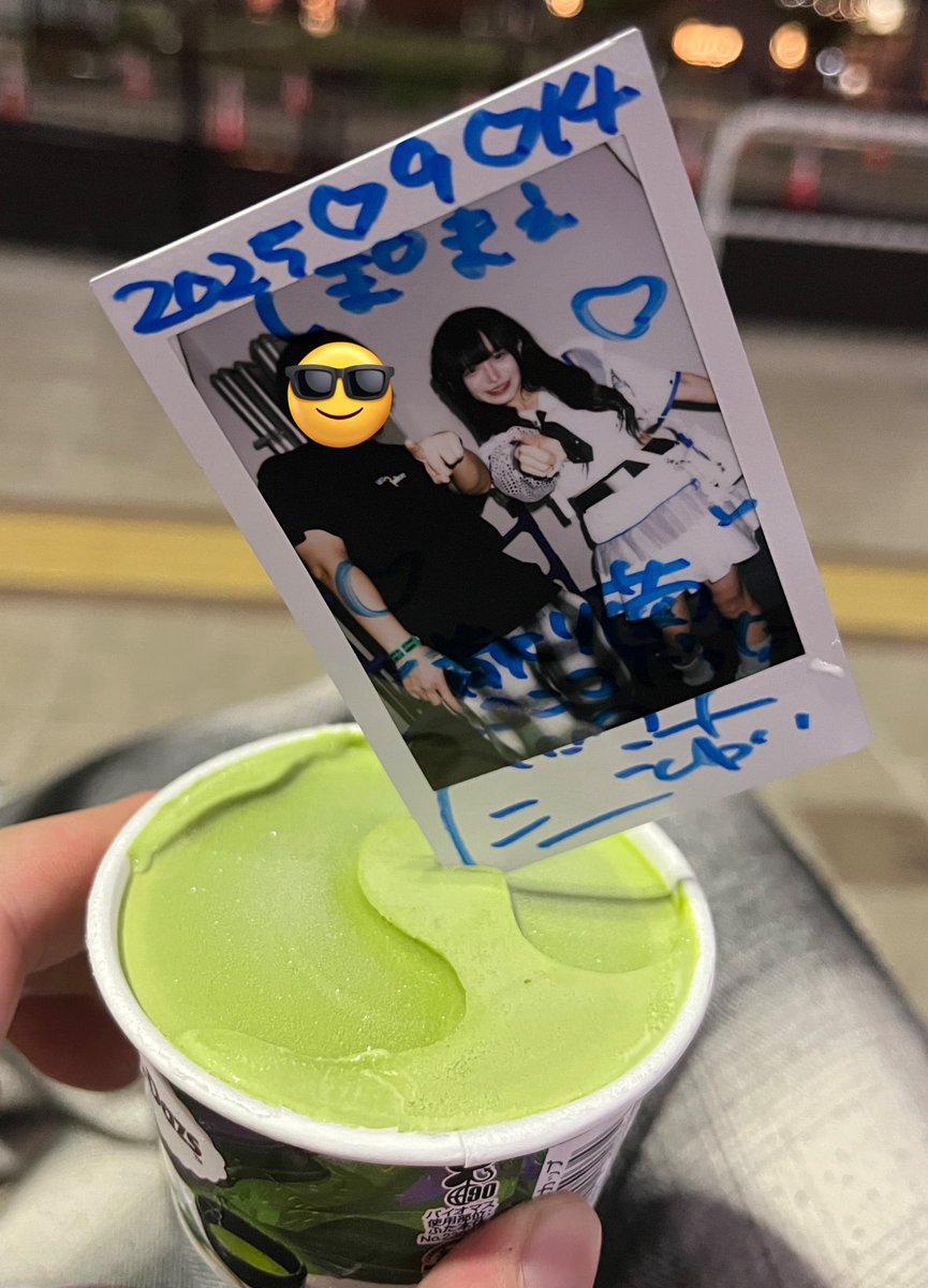 今日も楽しいHIBANAでしたദ്ദി^._.^)

散り菊きてはしゃいでるのクソガキブルーにバレてたっぽい

新曲「忘れてあげない」来ないかなぁと思って待ち構えてたんだけどシンプルにまだライブで解禁してないらしくて草

また行きます！