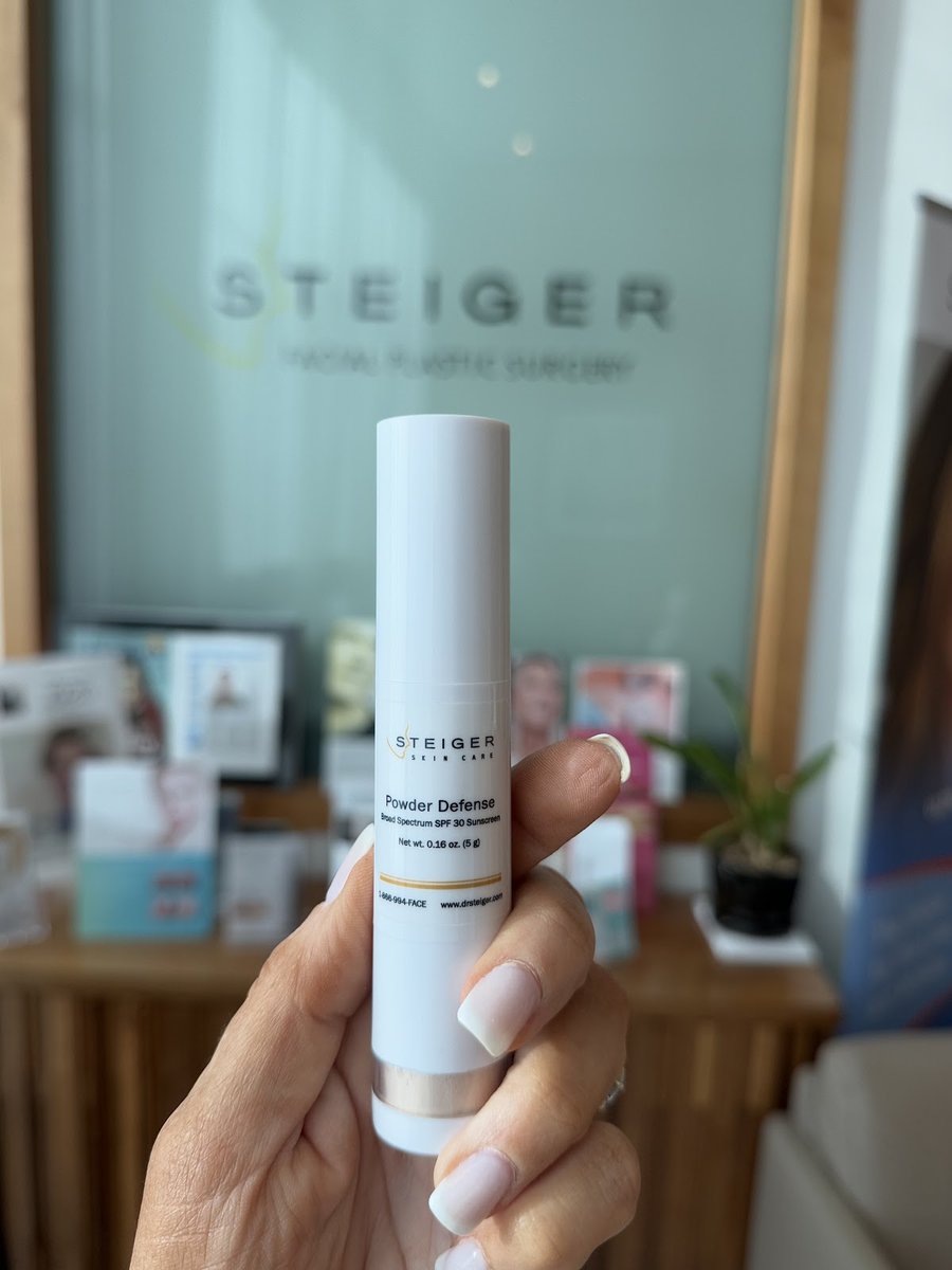 ☀️ Keep your glow while enjoying the weekend sun! Powder Defense SPF 50 offers lightweight, mineral protection that shields your skin from UV rays, controls shine, and keeps makeup flawless—perfect for any outdoor plans. 😎✨
Shop now: bit.ly/434Kpon

#AgedWithPerfection