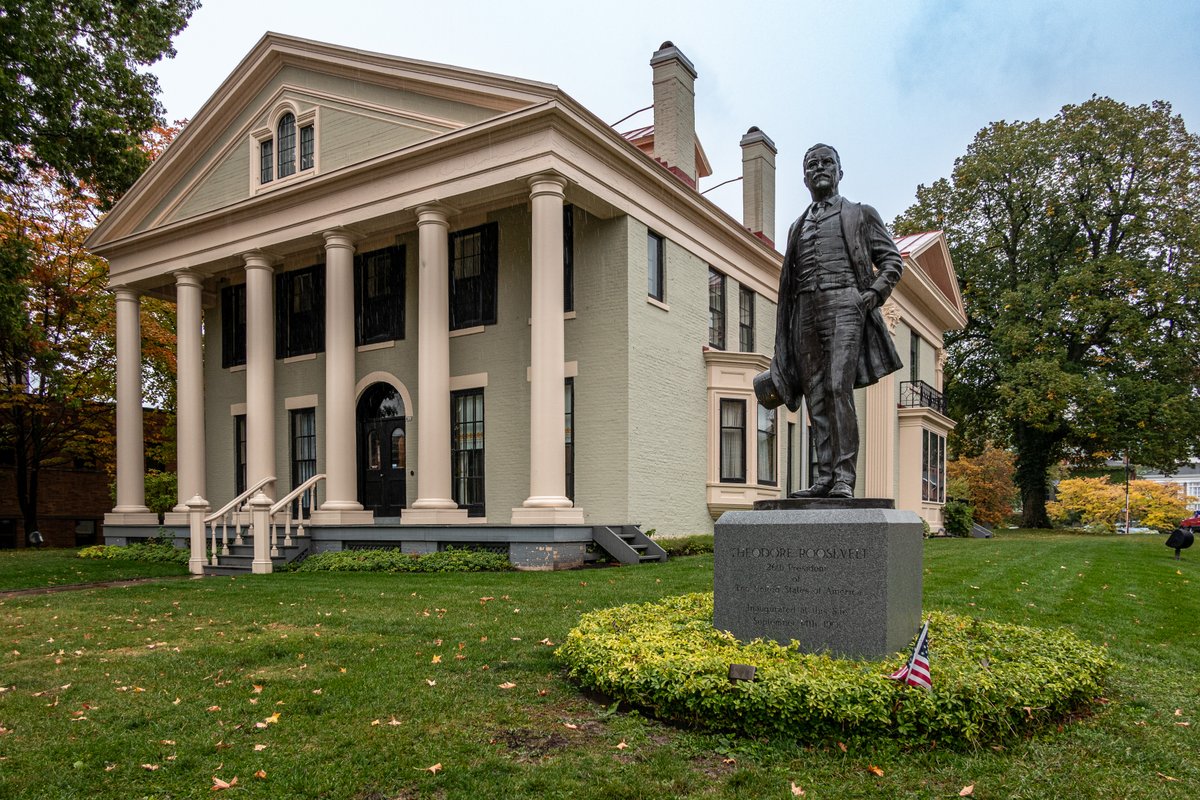 📅 On This Day — September 14, 1901

President William McKinley died in Buffalo, eight days after being shot at the Pan-American Exposition.

Vice President Theodore Roosevelt was climbing Mount Tahawus in the Adirondacks when a messenger reached him with urgent news: McKinley