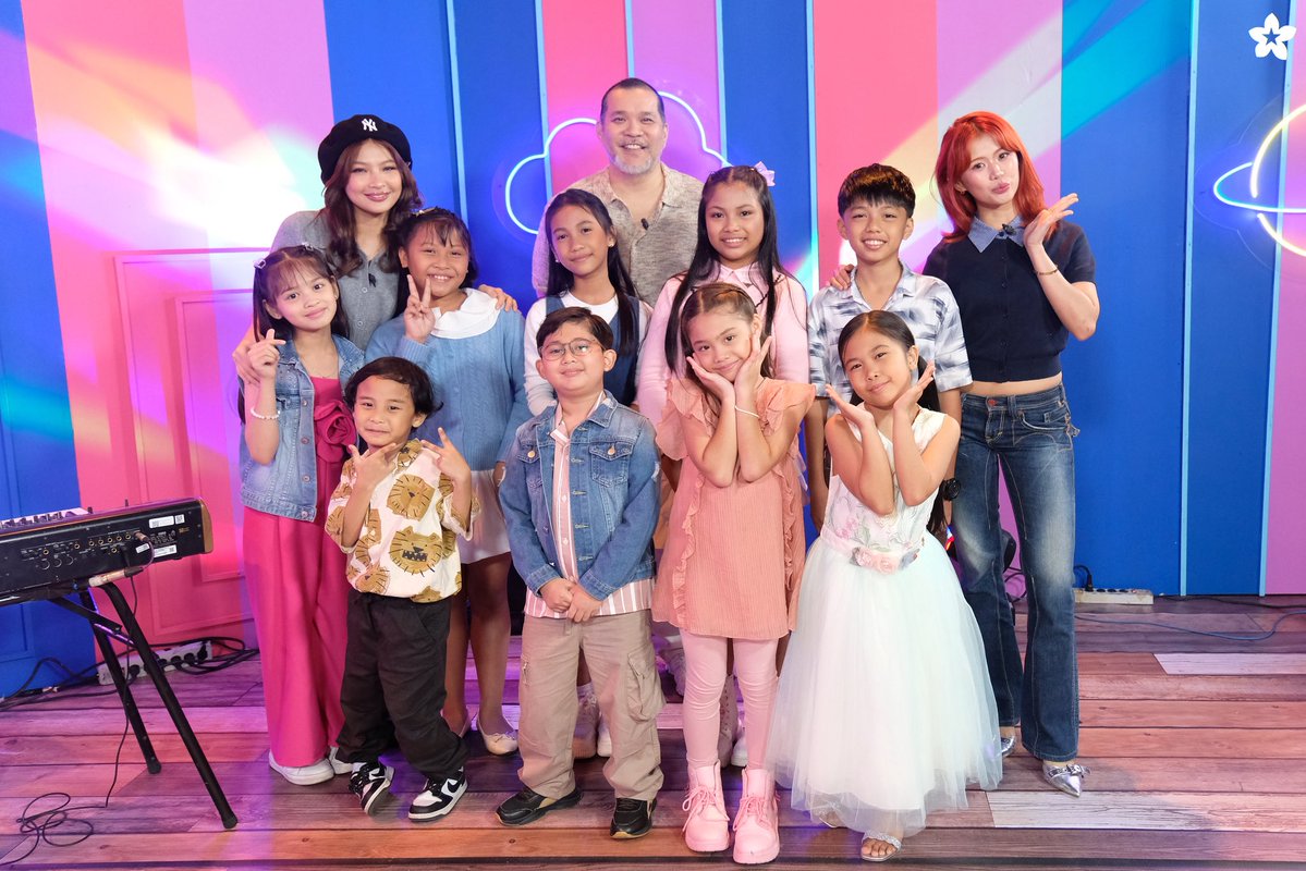 BINI_PH (@bini_ph) on Twitter photo Our Kiddie Hopefuls truly shined at the #IdolKidsPHLiveSemifinals! Every performance was filled with heart, talent, and pure cuteness. Congrats sa inyong lahat… you made us so proud!🥹👏
Thank you <a href="/idolphilippines/">Idol Philippines</a> for letting <a href="/bini_maloi/">Maloi Ricalde ౨ৎ</a> and <a href="/bini_colet/">C O L E T</a> share their love and Our Kiddie Hopefuls truly shined at the #IdolKidsPHLiveSemifinals! Every performance was filled with heart, talent, and pure cuteness. Congrats sa inyong lahat… you made us so proud!🥹👏
Thank you <a href="/idolphilippines/">Idol Philippines</a> for letting <a href="/bini_maloi/">Maloi Ricalde ౨ৎ</a> and <a href="/bini_colet/">C O L E T</a> share their love and