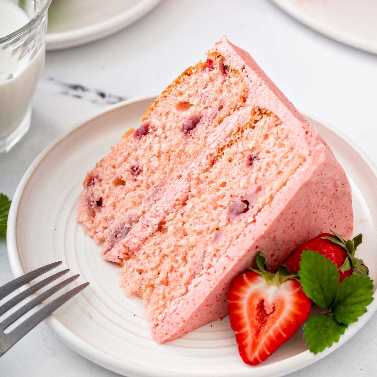 selfcestevil's tweet image. 【 #desserts #pastries 】

.• ♡ •. Today's selfcests of the day is...

Chocolate cake x Strawberry cake !

submitted by @SELFCESTRON9999 -💾