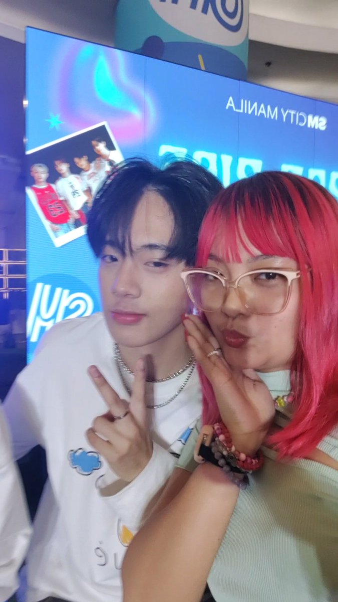 stelloijcberry's tweet photo. happy monthsary ⭐🍓🎀

FOR3VER LOVIN9 ASHTON
#ToothpasteSelcaDay 
#AJAA #AJAA_ASH
@AJAAofc @toothplate7_ https://t.co/UsozaanThZ