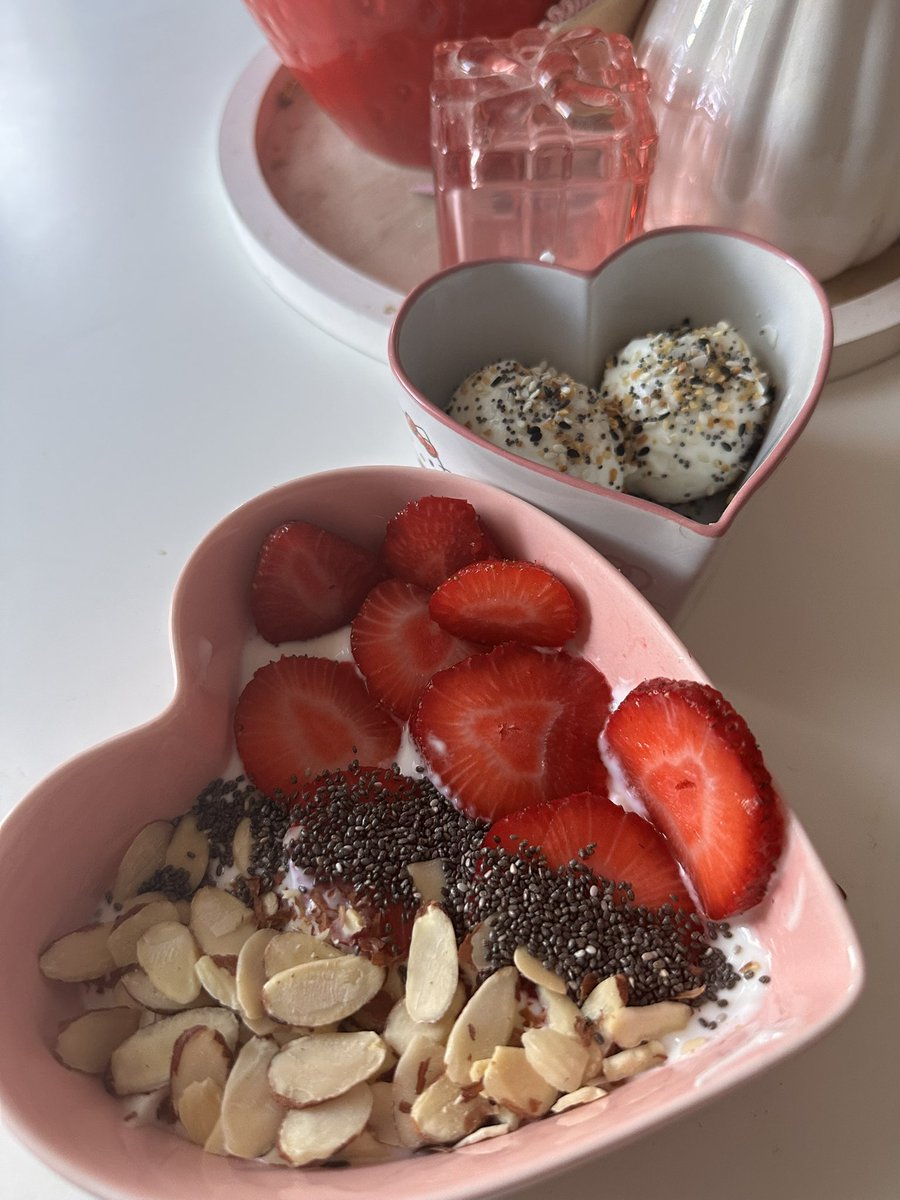 tati_sprout's tweet image. If you have PCOS protein intake is key! Made my Greek yogurt bowl with 2 soft boiled eggs and everything but the bagel seasoning #cafesprout #pcosawareness