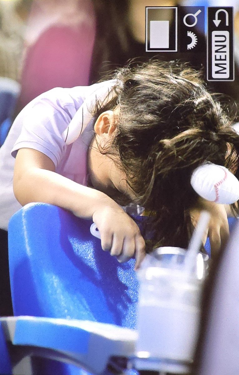 애기 지쳤엉🥹
#엘지트윈스