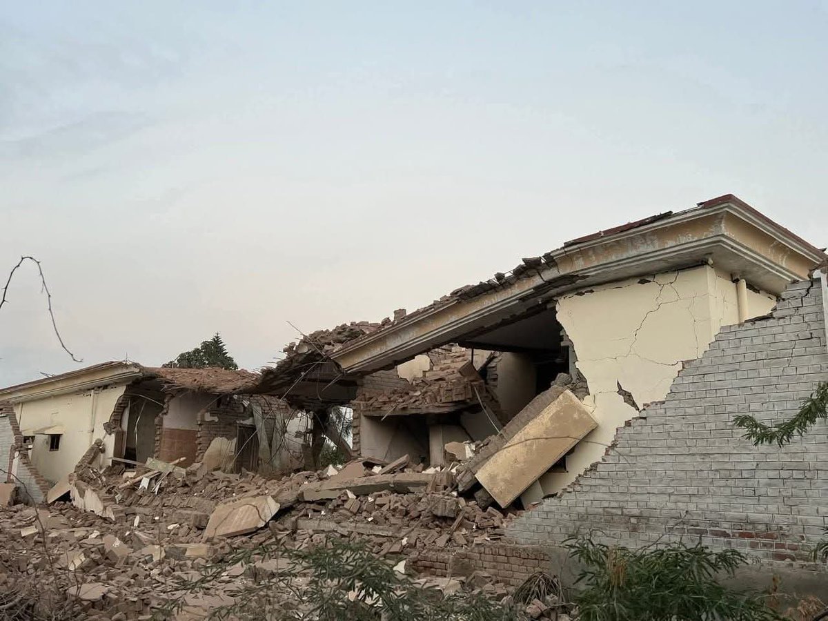 Bannu: 
16 militants linked to the TTP-HGB affiliated Sidiqullah Gurbaz group have been killed while local sources confirmed 13 in a Pakistan military airstrike on militant compound in Baka Khel overnight.
The strike struck the Siddiqullah Gurbaz operational hub reportedly run
