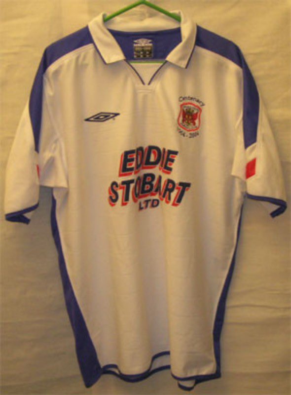 Help me out Carlisle United twitter. Looking to buy this jersey. Mens Large. Any RT’s welcome. <a href="/joncolman/">Jon Colman</a> <a href="/cufcstuff/">cufcstuff</a> <a href="/Chris_CA2/">Chris</a> or other mentions to spread the search!