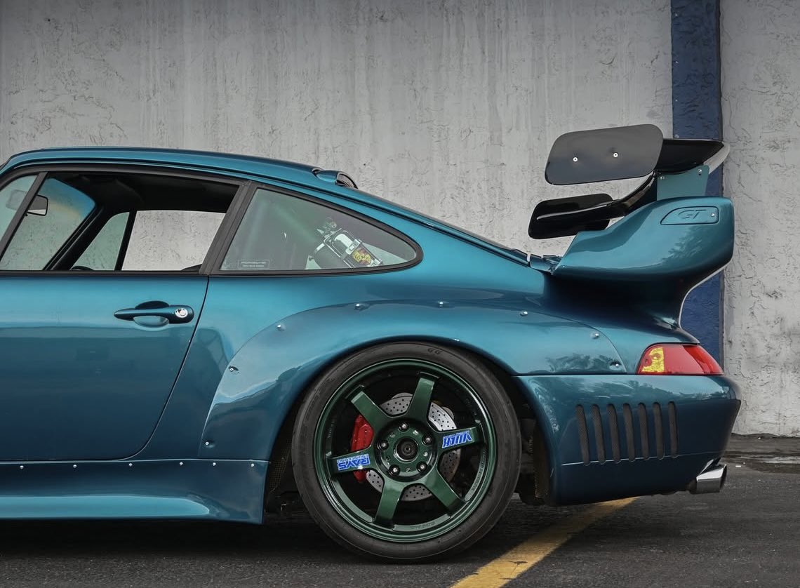 Porsche Club tweet media
