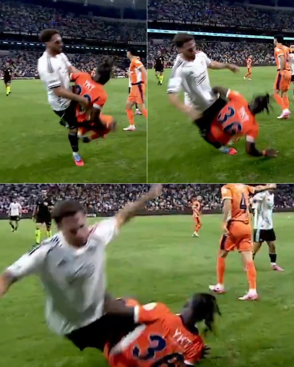 Orkun’a yapılan hareket sakatlamaya yönelik tahriktir. Bu şartlarda verilen kırmızı kart haksızdır ve ceza derhal iptal edilmelidir!
#OrkunaHaksızlıkVAR