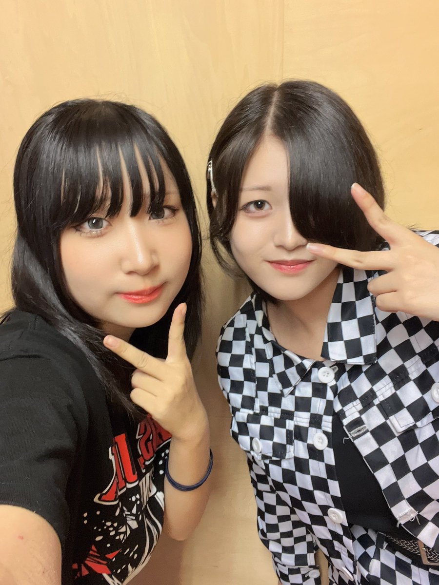 【撮っていただいたお写真】
🌟Ultra Addictさん🌟
🤍りゅかくん🤍
みんなの力強い歌声とお話するとのほほんやさしいギャップがだいすきです💖
今日もステージ観させていただきました❕かっこよくてかわいくてずっと見てられる🎶