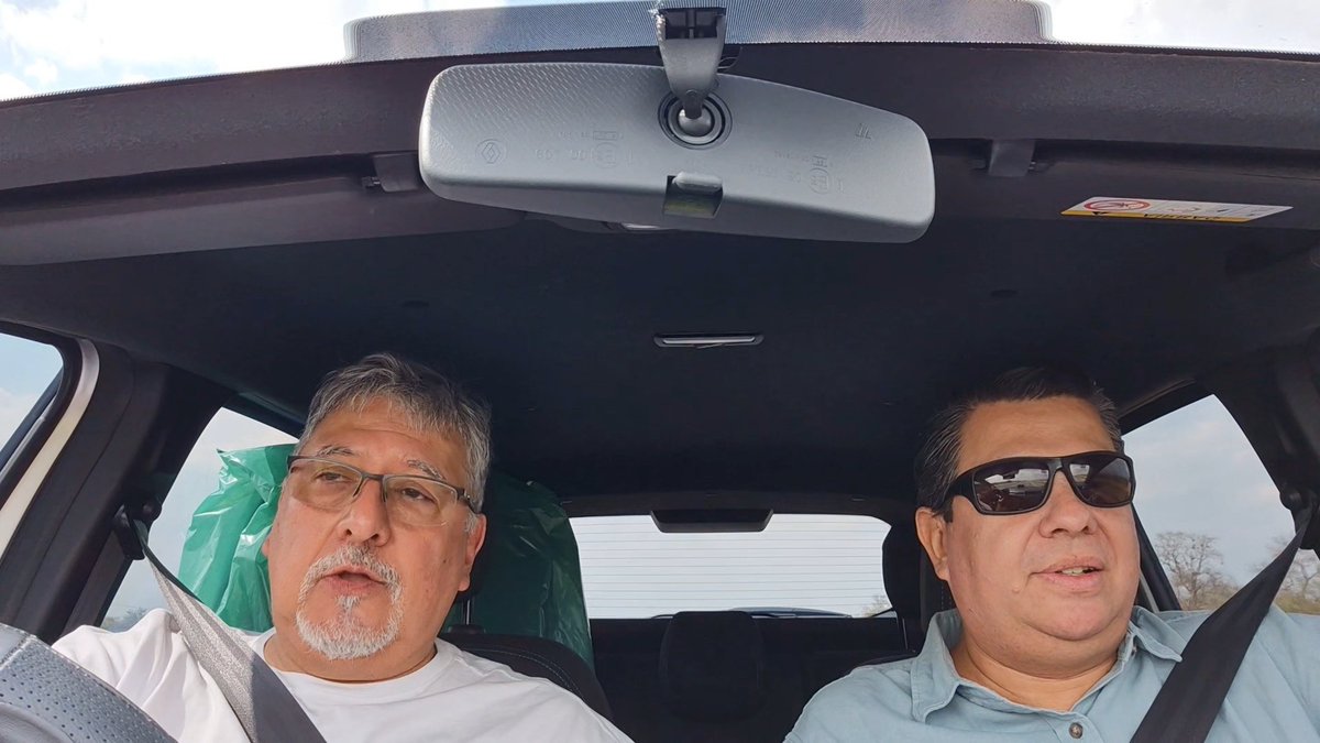 Junto al buen y querido amigo <a href="/OxiliaVictorio/">Victorio Oxilia Dávalos</a> volvemos "a la carga" explorando y conociendo iniciativas e inversiones privadas en generación eléctrica solar.
Se viene episodio 2 documental Paraguay y la Transición Energética. Pronto.
Atentos en oxilia.com.py