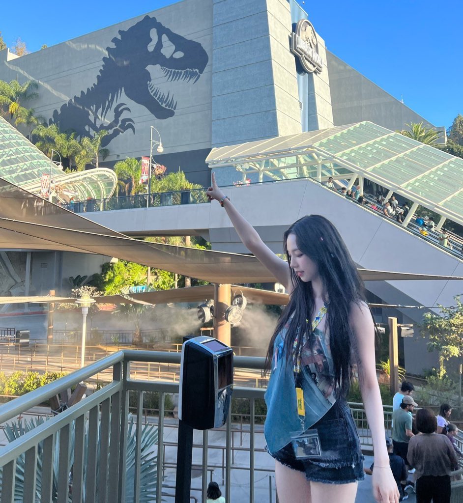 airinayuu's tweet photo. 🦖🦕 https://t.co/e5tyiueTPK