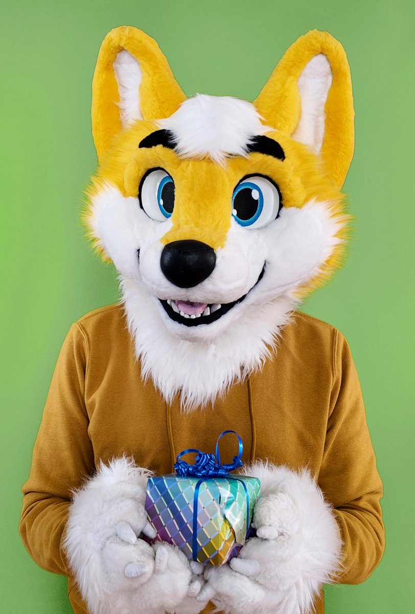 🎁 What.. for ME?! 😳

🥰 How sweet is that! Thank you 💛