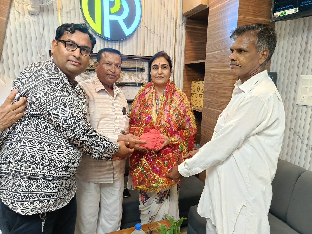 करौली में माँ केला देवी, बिजासन माता एवं मदन मोहन जी के दर्शन कर आत्मिक शांति का अनुभव हुआ। 🙏
माँ केला देवी ट्रस्ट, बिजासन माता सेवा समिति और समर्थनों से मिला सम्मान व स्नेह हमेशा स्मरणीय रहेगा।