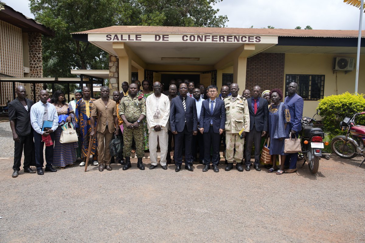 Le 12 septembre, l’Ambassade de Chine et l’ENAM ont co-organisé un séminaire sur l’Initiative pour la gouvernance mondiale. La Chine s’engage toujours à travailler avec les pays du Sud gobal, dont la RCA, pour sauvegarder l’égalité et la justice du monde.