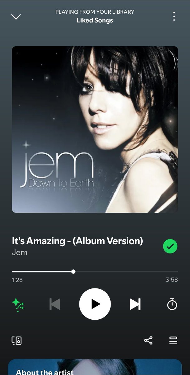 RayTessera's tweet image. Wallpaper - Last song you listened to - 7th photo in your gallery
Im brainrotting afk...

Tags: @_nitsu3 @etheroorb @DandyLionMeadow @ravvy_rave @JakeeWhyy