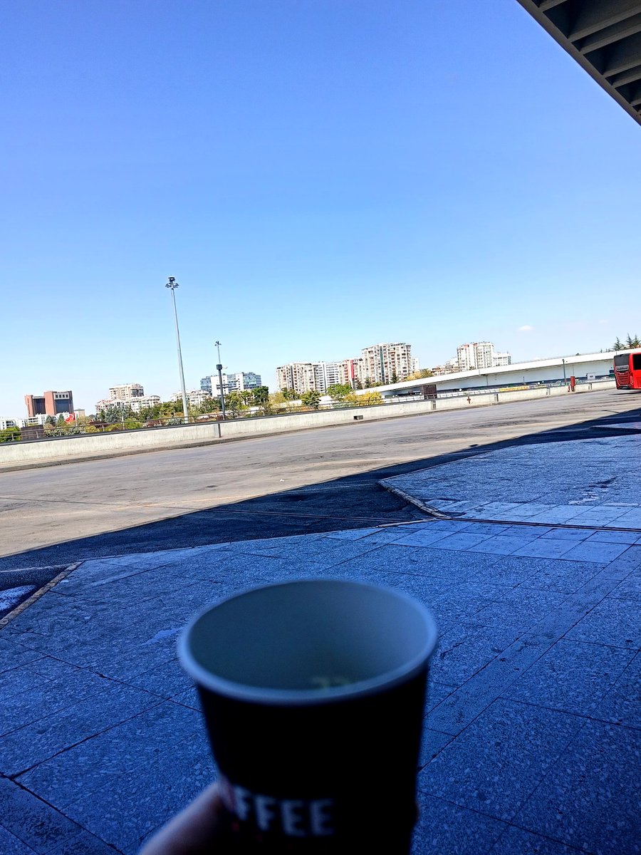 otobus 3 saat rotar yapinca bi cayi haketmisiz abi oyle dedi