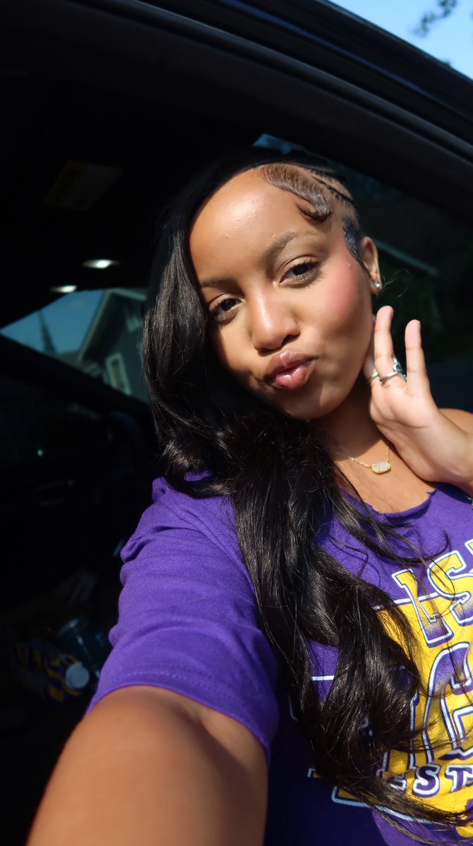 College diaries💛💜