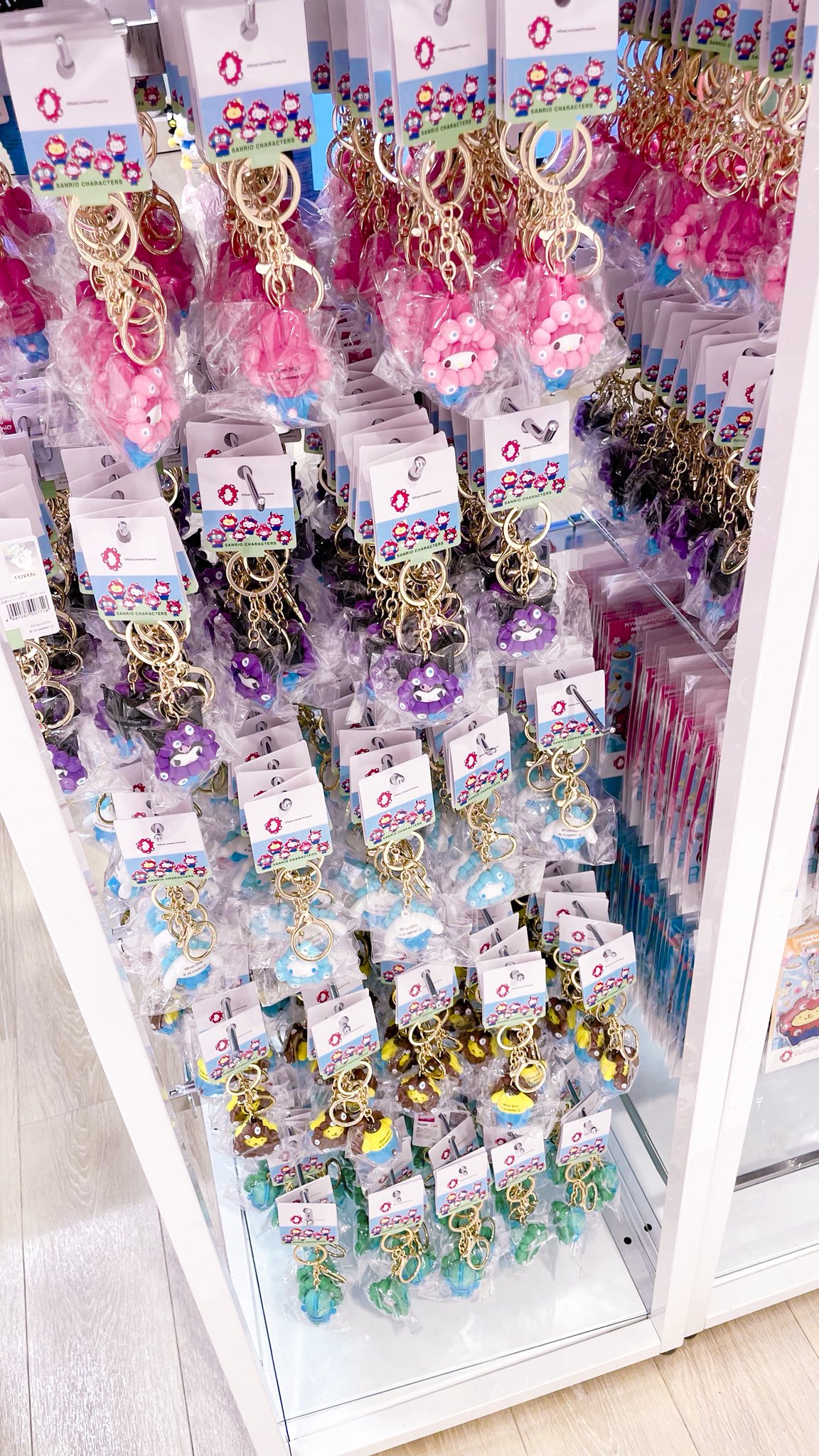 サンリオ ミャクミャク4体Ⓜ️ ミャクミャク」とサンリオ