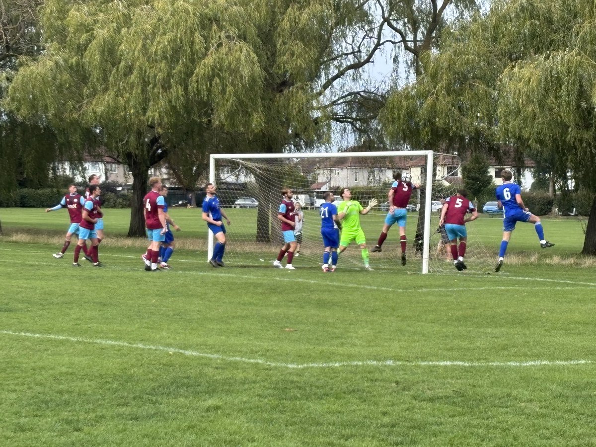 At Harold Wood Park, Harold View. Harold Wood, Essex, RM3 0LX. To watch Harold Wood Athletic (Sunday) Versus Barn Sports in the Brentwood Sunday League Senior Division. <a href="/HWASundayRes/">Harold Wood Athletic Sunday Reserves</a> <a href="/HaroldWoodafc1/">HWAFC</a>