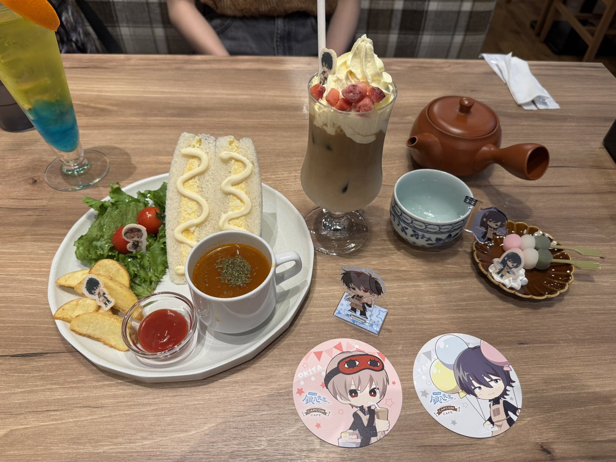 ひよちゃんとカプコンカフェ☕*°
無事お互い推しは入手しました⸜❤︎⸝‍