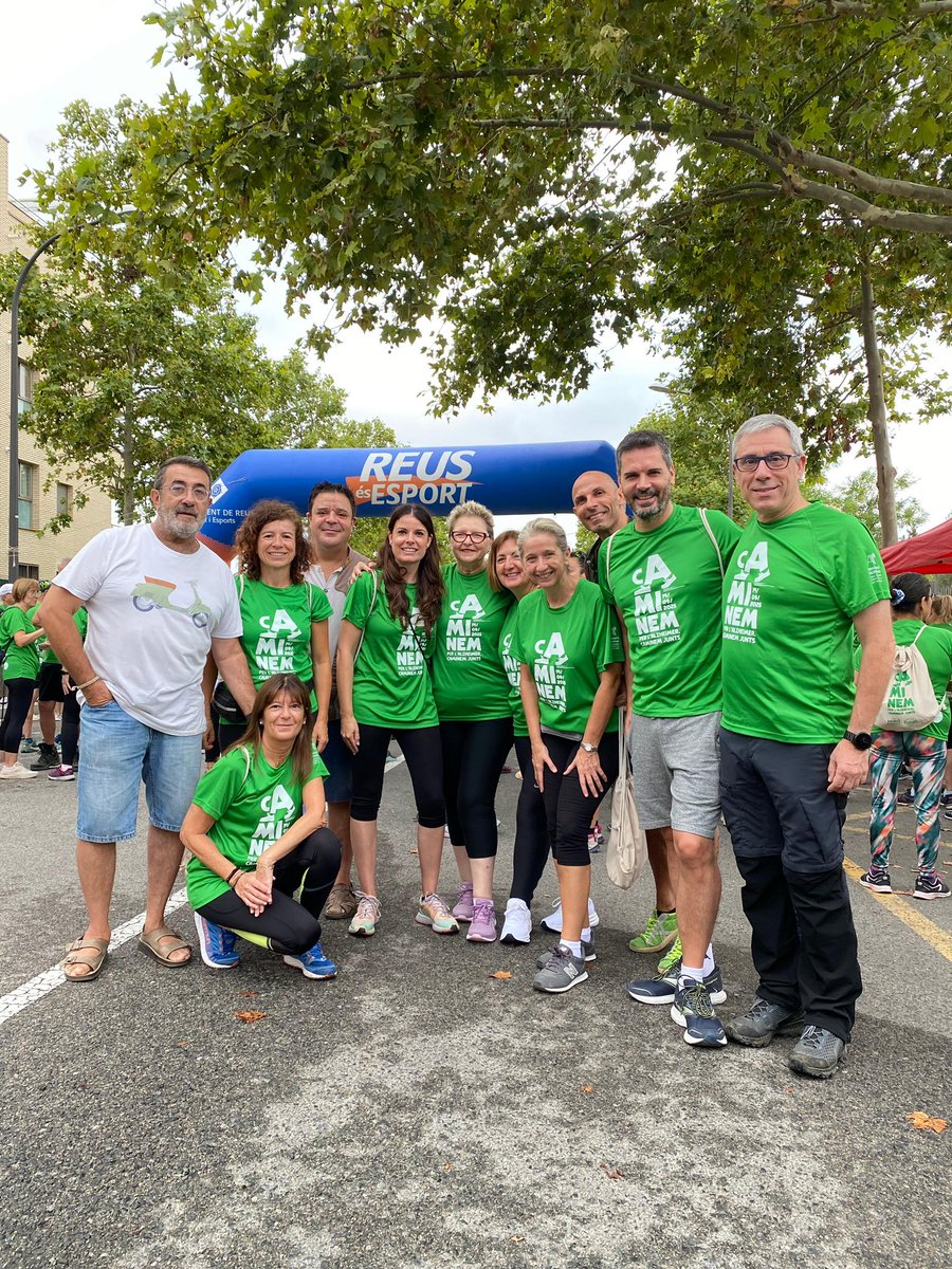 A #Reus, fem passes per preservar la memòria amb l'Associació d'Alzheimer i altres trastorns neurocognitius Reus - Baix Camp.
Massiva participació, amb 600 persones. 

Caminem junts, sempre! 
Gràcies per la vostra lluita, que és també nostra!
#capsetesderecords