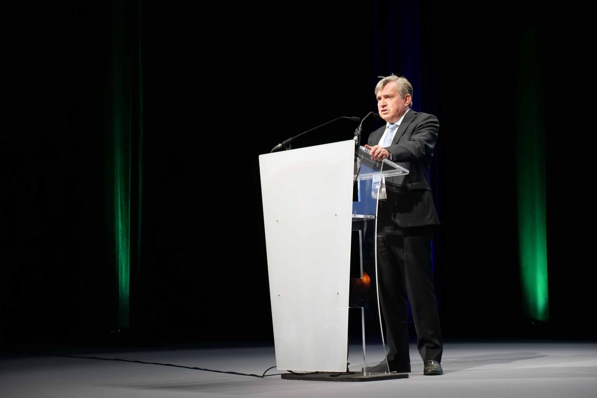 CNDPharmaciens's tweet image. Samedi 11 octobre à 14 h, Philippe Besset et Édouard Philippe échangeront autour du présent et de l’avenir du métier de pharmacien.

Lyon les 11 &amp;amp; 12 Octobre 2025.
DEMANDEZ VOTRE BADGE!
shorturl.at/W642k

@CNDPharmaciens #CNDP #fspf #CNDP2025 #pharmacie #lyon #pharmaciens