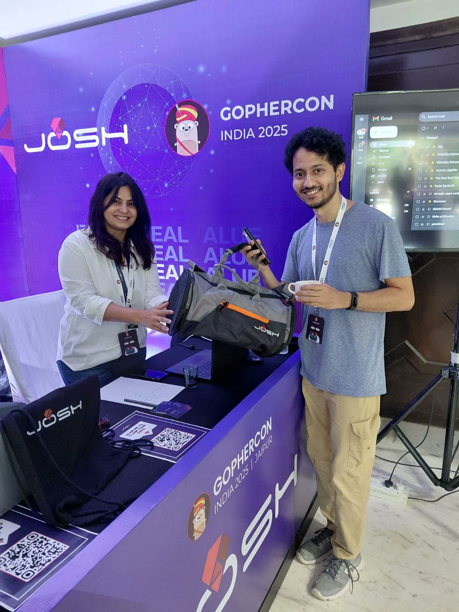 joshsoftware's tweet image. The Josh booth at #GopherConIndia2025 is buzzing with gophers!

Here’s a glimpse of our team in action - connecting, interacting, and sharing some cool swags. 🎁✨

#Gopherconindia #GCI25