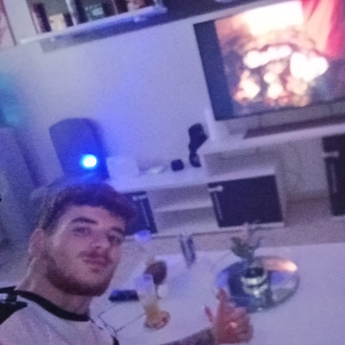 ManueeJG_'s tweet photo. Aki exando unos clube con mirmano @BorjaDobleA https://t.co/fW5kUB48Na