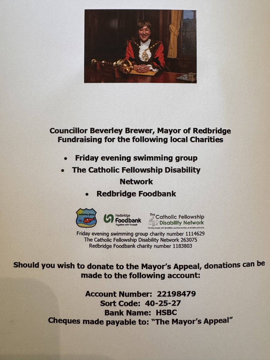 Beautiful service this morning at <a href="/StMarysWoodford/">St Marys Woodford</a> for our Redbridge Mayor’s Civic ceremony. 

Lovely moment of offering peace to each other with a hug a handshake or a smile!

It was positive, community focussed and inclusive.