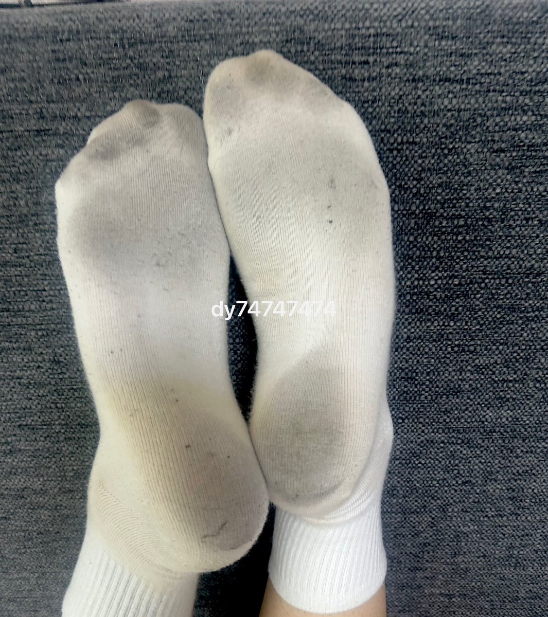 3일 양말 살넘 뎀ㄱ하루 더 신어준다 #신던양말 #신던스타킹 #입던팬티 #atm #상납 #노예플 #교복 #페티쉬