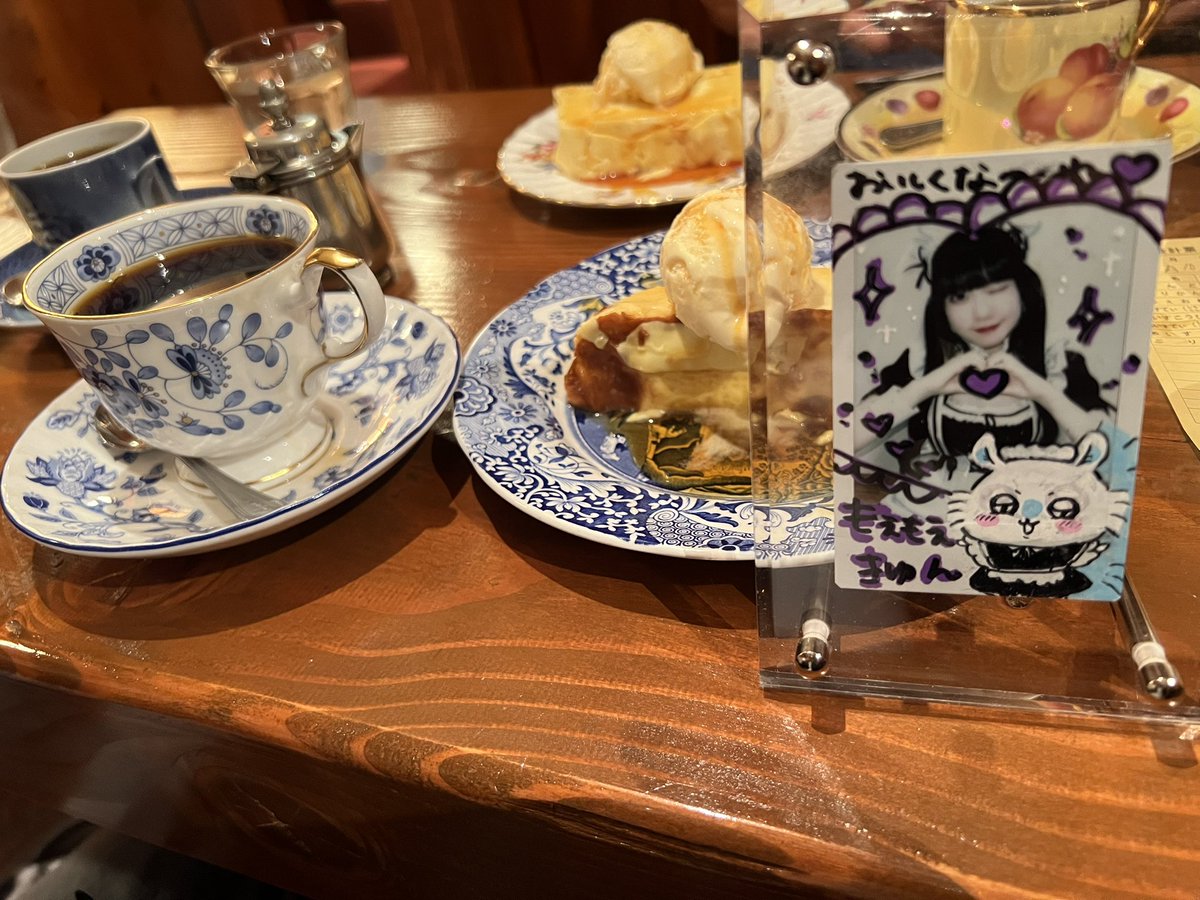 ꒰ঌidol FES @ Zephyr ໒꒱
〜まだまだ暑いし、アイドルは熱い！！〜
2025.09.13

えんしゅが初Zephyr最高なステージでした🪽
いちごちゃん可愛かった🤍

ハーフツインもサイドポニテも似合ってる！
観に行けて良かった

名古屋満喫した🍨🍮

#えんしゅが
#いちごちゃんお世話係
#桃白いちご