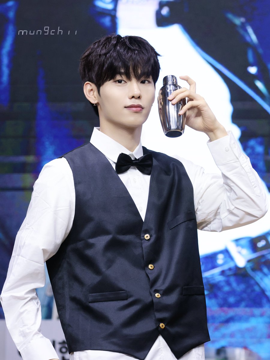 250914🍸

#이정현 #LEEJEONGHYEON 
#이븐 #EVNNE