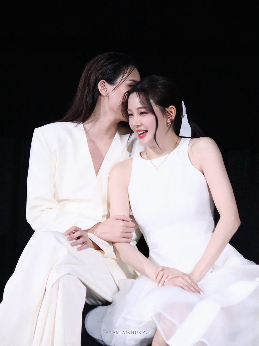 TamjaiKhunn's tweet image. ตลาดวายไปยังนะ ยังเน้าะ 🤭
ขอเสิร์ฟความน่ารักของตัวเล็กตัวน้อยซะหน่อย

HARMONY SECRET LAST DEAL

#HarmonySecretFinalEp 
#LillyBelle #ลิลลี่เบลเล่