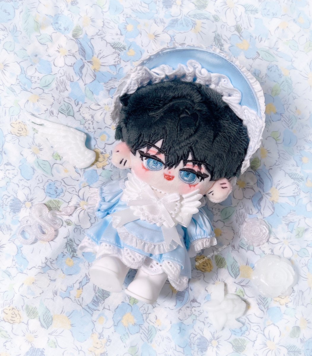 RT 이벤트로 희윰숲 드리밍 엔젤을 받았습니다🪽
덕분에 저희 집 요한이를 천당에 보낼 수 있을 것 같습니다🩵
정말 짱짱하고.. 꼼꼼하고 센스도 좋은.. 최고의 옷장..
예쁜 옷 보내주셔서 넘 감사합니다! ꒰♡ˊ͈ ु꒳ ूˋ͈꒱.⑅*♡

🫧<a href="/Heeyum_forest/">🕊️희윰숲🕊️</a> 

#밍요하니
#루밍이네_피었솜