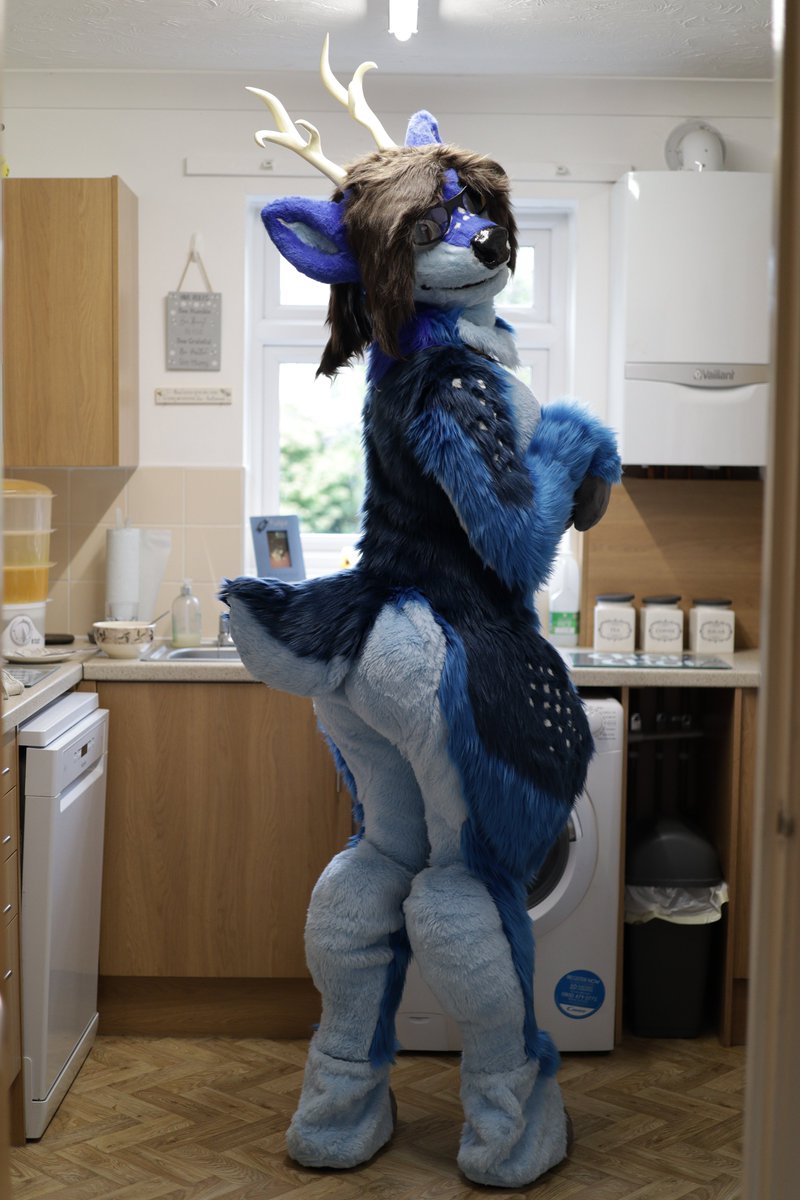 Deer Bodysuit Complete! Now off to Belgium. #furry #fursuit #fursuitmaker #deer