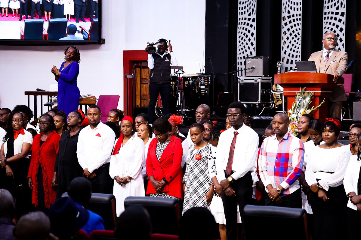 CitamVrdKE's tweet photo. Leaders are not born — they are made, molded, and mentored. 💪
Congrats to the SMLD graduating class — a generation prepared for Kingdom service! 🙏
#SMLD #InStepWithTheSpirit #CITAMValleyRoad https://t.co/CQ80o6yXlE