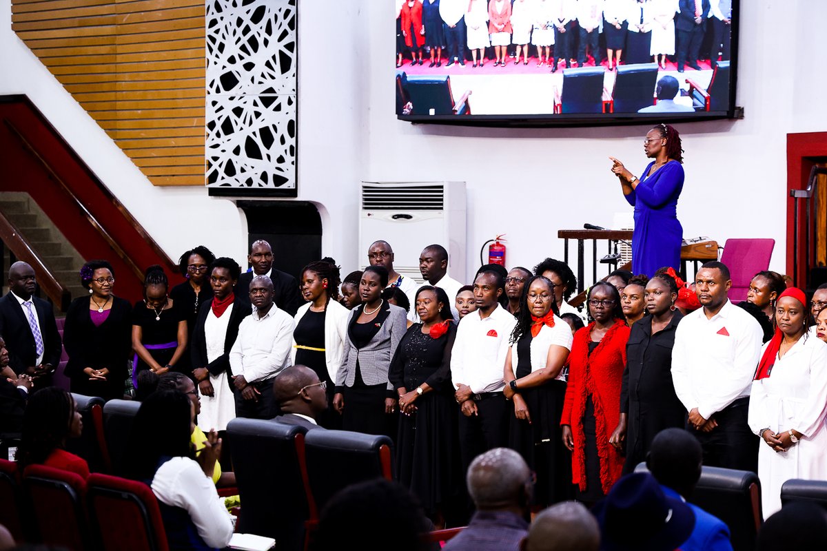 CitamVrdKE's tweet photo. Leaders are not born — they are made, molded, and mentored. 💪
Congrats to the SMLD graduating class — a generation prepared for Kingdom service! 🙏
#SMLD #InStepWithTheSpirit #CITAMValleyRoad https://t.co/CQ80o6yXlE