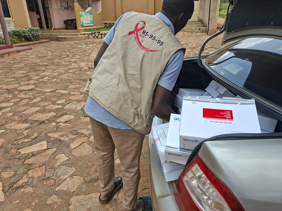 TEENS LINK UGANDA tweet media