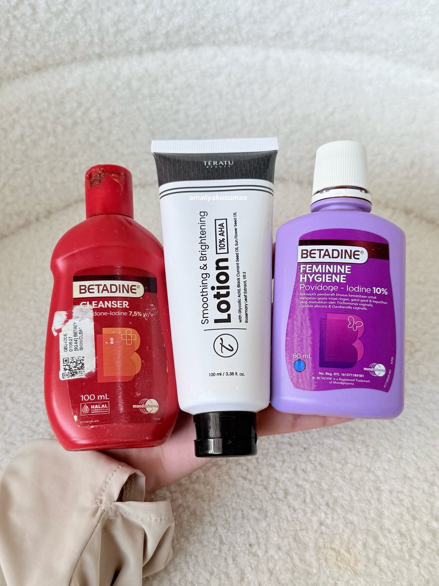 amaliyakusumaa's tweet photo. STARTER KIT I DON'T REGRET BUYING :

no more bau apek, kecut &amp; busuk asem, bye💯👋🏻 https://t.co/nFQ19cbbwD